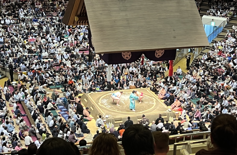 The afternoon matches attracted a much larger crowd