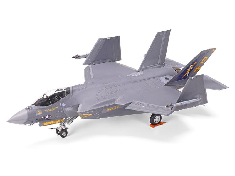 Tamiya 1:48 F-35 C Lightning II